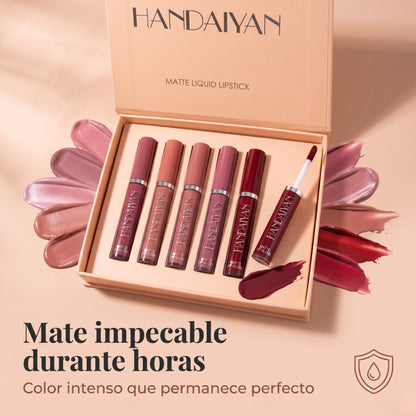 LuxeKiss™ Velvet Tint Mate impecable. Sin retoques durante horas
